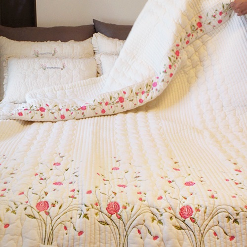 [워싱고밀도꽃자수차렵이불*퀸]-상세정보